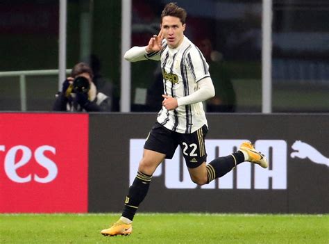 Ennesimo colpo di mercato per la juve, federico chiesa in prestito per 10 milioni di euro. Chiesa trascina la Juventus a San Siro, il Milan perde l ...