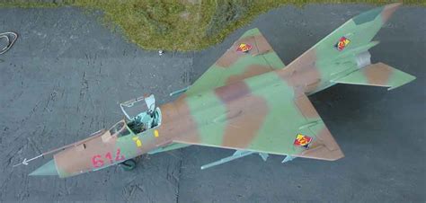 Erste exportversion war die zweite serie der. Mig-21 model 1/32