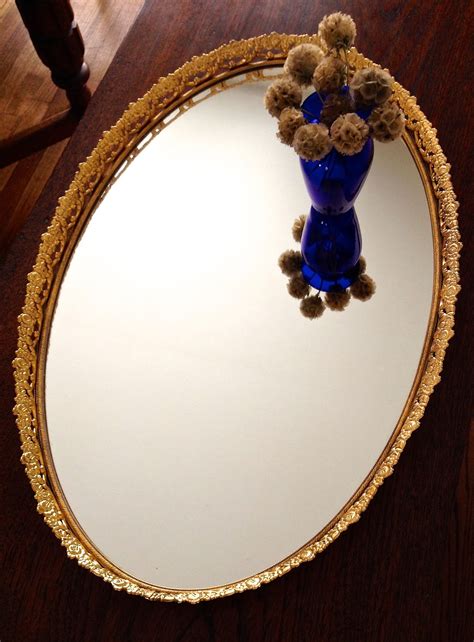 Perfume tray for dresser without lid makes storage and display easy and simple. Georgia's Home Inspirations: Top 3 Places for a Mirrored ...