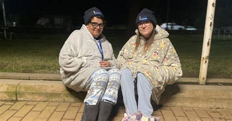 Wagga Residents Brave The Cold For The Nsw Vinnies Community Sleepout The Daily Advertiser