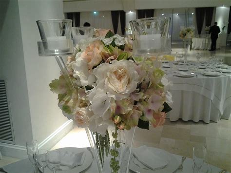 Nella questa carrellata con frasi di auguri di compleanno per i 50. Composizione Fiori 50 Anni Matrimonio - Elenco dei 50 temi ...