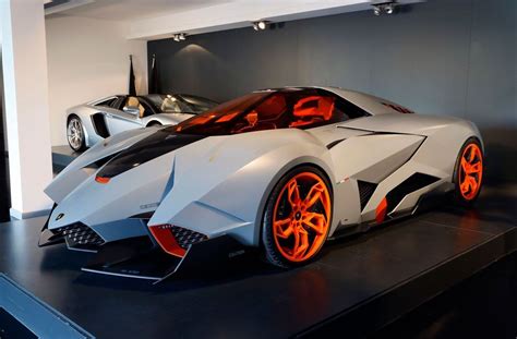All of a sudden a jet fighter look alike on four wheels with a v10 engine in the back 'landed' on stage in sant'agata, the totally insane looking lamborghini egoista … Lamborghini Egoista im Lamborghini Museum in Sant'Agata ...
