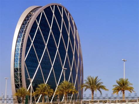 El Edificio Circular De Al Dar Headquarters Abu Dhabi Coyotitos