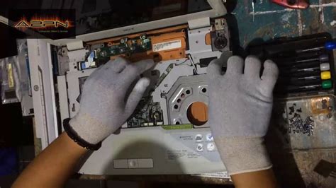 Cara Bongkar Disassembly Dan Cleaning Fan Laptop Acer 4720 Youtube