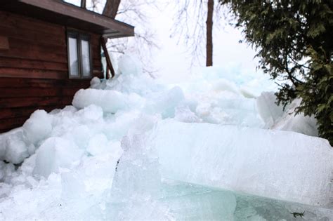 Lake Winnebago Ice Shoves Cause Damage Kfiz News Talk 1450 Am