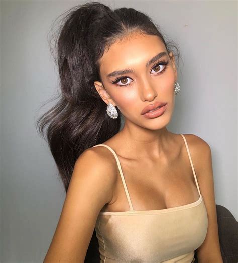 Face En Vogue On Instagram “makeup Miryam Shai Makeup Hair Arielettedgi” Hair Makeup