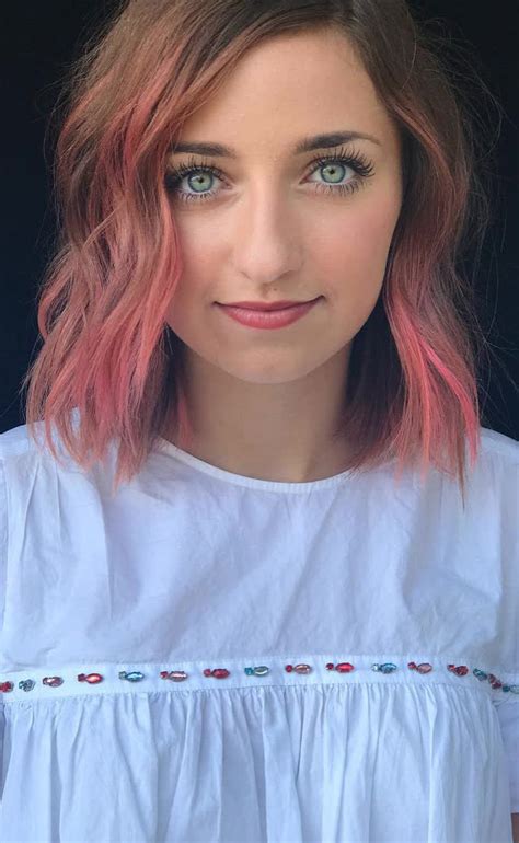 Her birth sign is aries. Bailey McKnight - Bio, Age, Height, Weight, Body ...