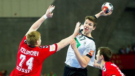 Die gruppe b mit russland und dänemark. Handball-EM: Deutschland bezwingt Russland - Eurosport