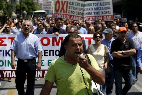 Από τις κορυφαίες συνδικαλιστικές ενώσεις, δηλαδή γσεε, αδεδυ και παμε, μέχρι και τα σωματεία. Απεργία την Πέμπτη σε ΔΕΚΟ και τράπεζες - Ειδήσεις - νέα ...