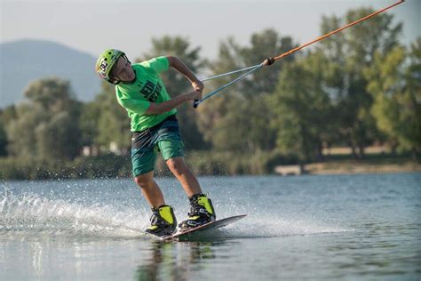 Firts wake skate session was mad fun! Balogh Bendegúz wakeboard versenyt nyert - A Szabó Magda ...