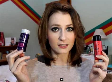 Nope, hair volume powders aren't only for fine hair textures, as evidenced by this slightly heavier formula from best volume powder for dark hair colors. Caitlin Chic: Volumizing Hair Powders