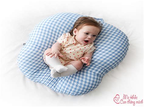 Bệnh dạ dày gặp ở mọi lứa tuổi từ người lớn đến trẻ em, từ nam đến nữ. Tiêu Chí Chọn Gối Chống Trào Ngược Dạ Dày Tốt Cho Trẻ