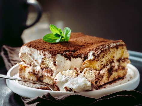 Tiramisu Classic Italian Dessert Recipe Video How To Make Recipes