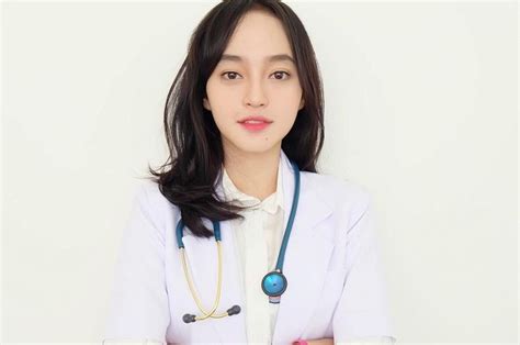 Ini Dia Biodata Indahkus Dokter Cantik Di Bandung Yang Lagi Viral