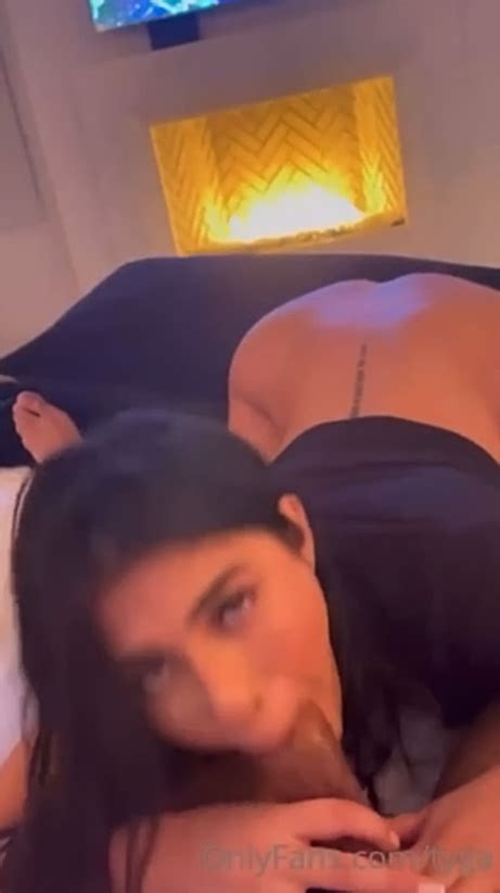 Watch Tyga S X Tape With Tiktok Star Bella Poarch Allegedly Leaks SexiezPix Web Porn