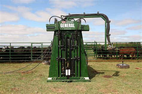Evolution Of The Hydraulic Cattle Chute Arrowquip Arrowquip