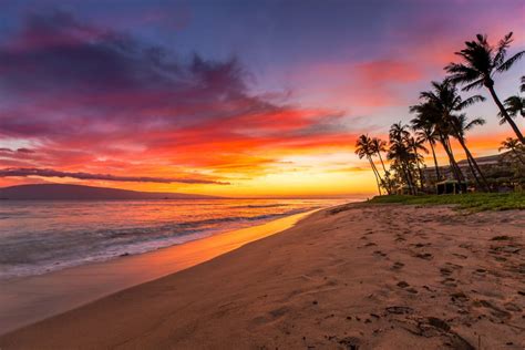 Where To Go For The Best Sunset In Maui