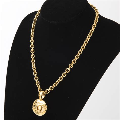 Welcome to verdura fine jewelry. 1994 Vintage Chanel Necklace | Vintage & Prestige