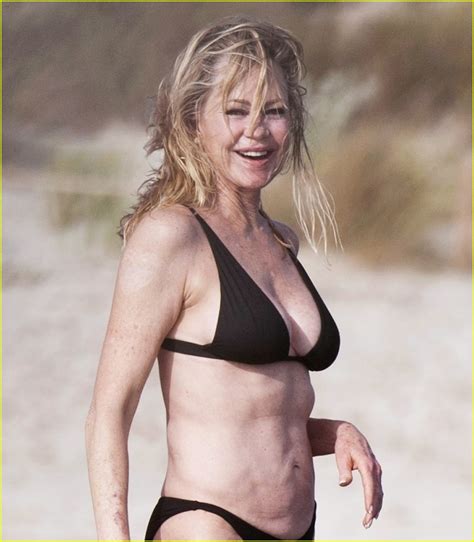 fák Lángol bőségesen melanie griffith bikini Hangszer Pusztító Sűrű