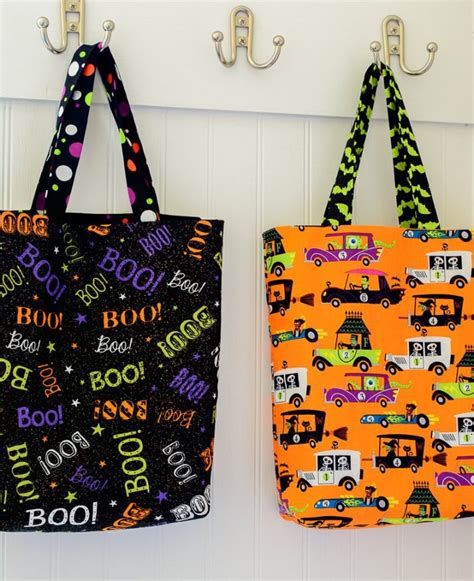 25 Diy Halloween Trick Or Treat Bags To Sew Coral Co