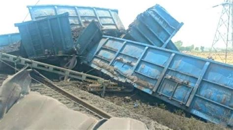 Major Train Accident Near Bharthana Coal Laden Goods Train Overturned