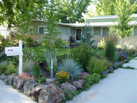 Drought Resistant Landscaping Xeriscape Landscaping Small Front Yard