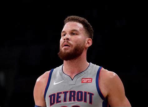 #pistons blake griffin (concussion protocol) is out tonight vs. Watch Blake Griffin Completely Shun Clippers Owner Steve ...