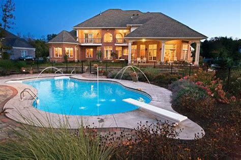 Does A Swimming Pool Add Value To Your Home