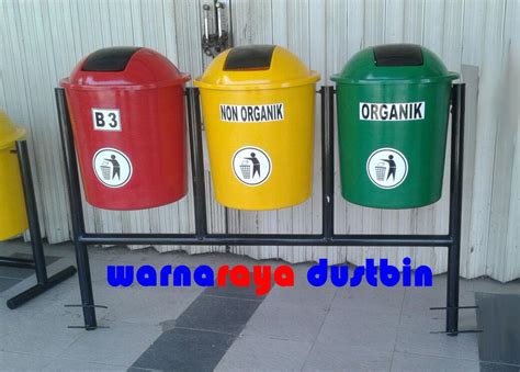 Namun masih tidak jarang kita temukan. TEMPAT SAMPAH ORGANIK, ANORGANIK & B3