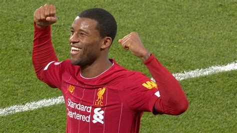 Georginio gregion emile wijnaldum) (ولد في 11 نوفمبر 1990 في روتردام)، لاعب كرة قدم دولي هولندي، كان يلعب سابقاً لصالح نادي بي إس في في مركز الوسط المهاجم والجناح، ثم انتقل إلى نادي ليفربول الإنجليزي قادم من نادي. بعد تكهنات رحيله.. سكاي سبورتس: فينالدوم سعيد في ليفربول ...