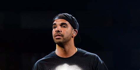 Drake Gets Meta By Wearing A Shirt With Jaden Smiths Face On It Huffpost