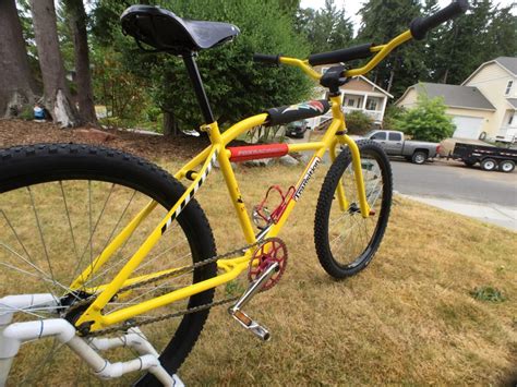 We've improved and strengthened the frame, wheels, and componentry to make our bikes even more robust and able to handle all terrain. 2015 Transition Bikes Klunker 26 - BMXmuseum.com