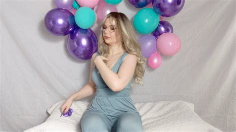 Blowing Up My Purple Balloons Then Squeezing And Grinding On Them Hanna Hentai Clips4sale