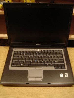 A whopping 1gb of ram and a single core intel pentium m processor. Dell Latitude D830 gets examined