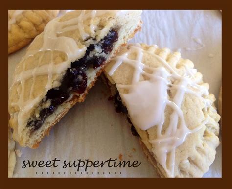 You'll love this raisin filled sugar cookie recipe. recipe for soft raisin-filled cookies