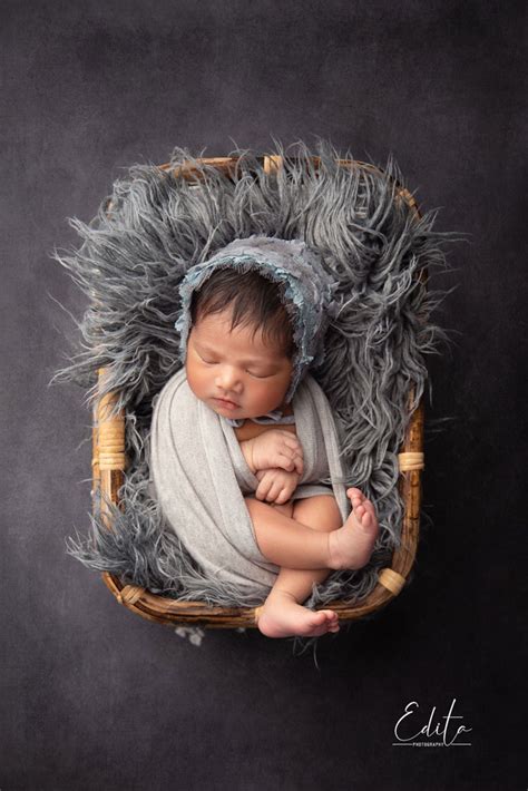 Newborn Photo Shoot By Professional Photographer Edita Photography