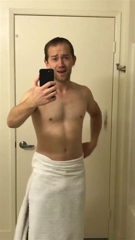 This list of male celebrities whose names start with g includes people from united states, england, italy, germany and other countries all over the world. Alexis_Superfan's Shirtless Male Celebs: Jason Dolley ...
