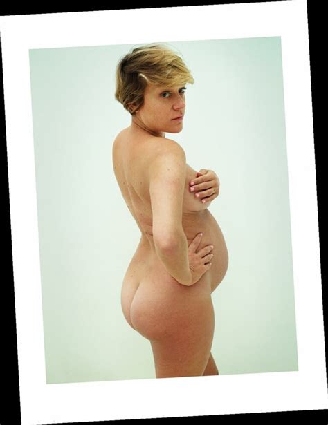 Chlo Sevigny Posed Nude While Months Pregnant For Playgirl S New Issue Wstale Com