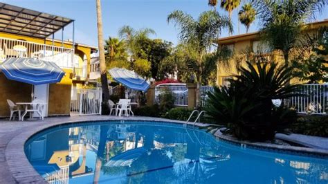 Tem um ambiente tranquilo além de várias comodidades para enriquecer a sua estadia. Hollywood City Inn $116 ($̶1̶2̶9̶) - Prices & Hotel ...