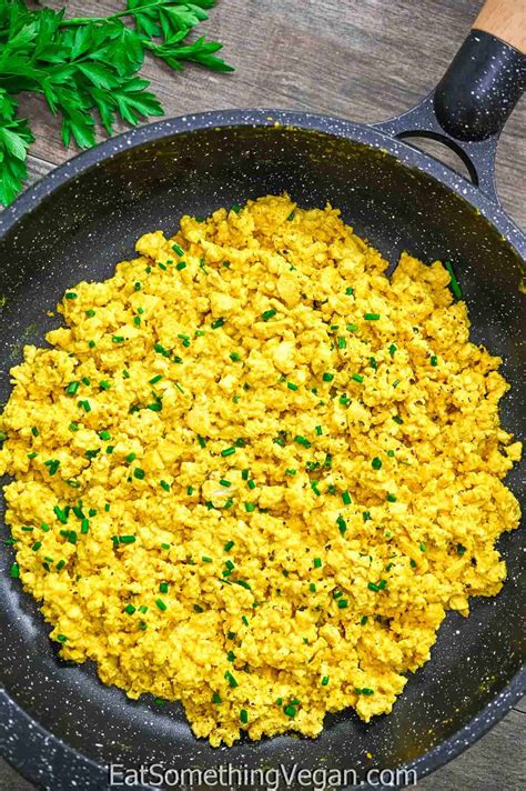 Vegan Scrambled Eggs - Eat Something Vegan