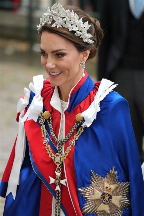 Kate Middleton Wearing Princess Dianas Jewelry Kate Inherited Diana