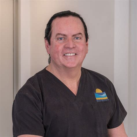 Dr Damian Shanahan Beach Dentists Newport Nsw Northern Beaches