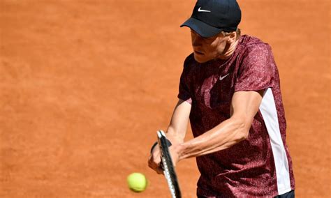 Here is all you need to know about the final between novak djokovic and matteo berrettini. Djokovic vs Sinner 6-4 6-2 sconfitta a Montecarlo - Video ...