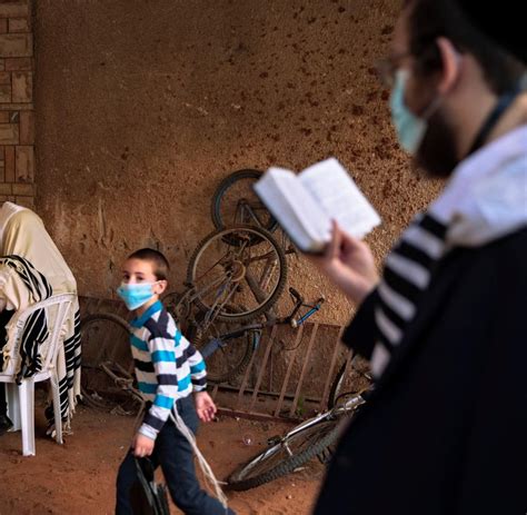 Dort halten viele bürger sich nicht an die. Israel: Zahl der Corona-Neuinfektionen steigt sprunghaft ...