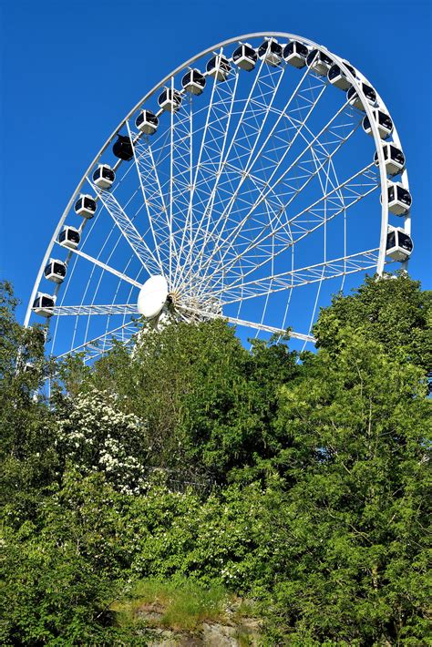 Liseberg amusement park (nojespark) opened in 1923 and has grown to become one of scandinavia's largest amusement parks. Liseberg Wheel at Liseberg Amusement Park in Gothenburg ...