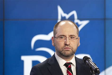 Poseł do parlamentu europejskiego, przewodniczący konwencji krajowej @porozumienie___ | twuko. Adam Bielan do Konrada Piaseckiego: Pan żyje w bańce pod ...
