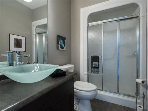 Hi there, i am a 30 year old guy looking for a 1 bed 1 bath apartment in london or st. 3648 Settlement Trail, London Property Listing | London property, London, Property listing