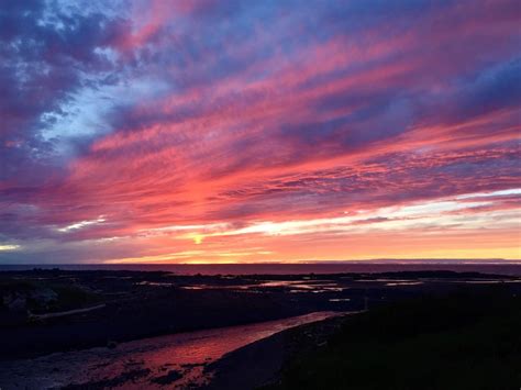 Téléchargez ces photo gratuits sur ciel bleu fantastique, et découvrez plus de 7m de ressources graphiques professionnelles sur freepik. Les secrets d'un magnifique coucher de soleil | Radio-Canada.ca