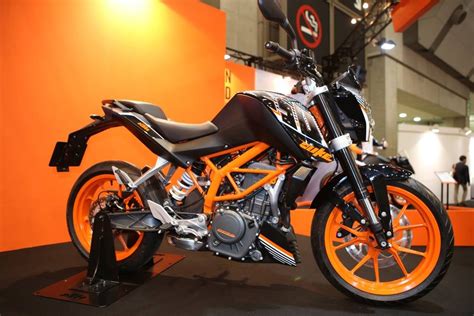 The ktm 200 duke has been on sale for a while and has been the most popular affordable performance motorcycle since then. KTM Duke 200 - Price 4800$ - Phnom Penh Motors