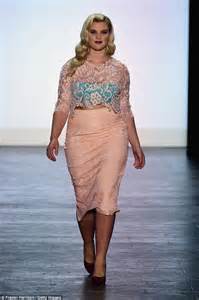 Ashley Nell Tipton crowned as Project Runway's first plus-size winner ...